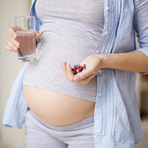 吃孕婦綜合維他命想吐？3個方法教妳孕吐時如何補足孕初期營養！