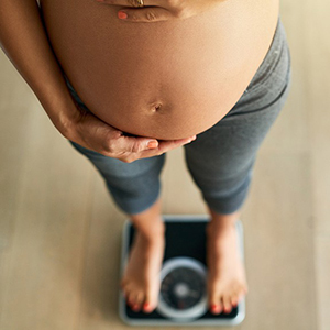 孕期如何控制體重？懷孕體重增加1張表告訴你如何計算！