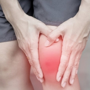 下雨天膝蓋痛？介紹關節炎種類與治療方法