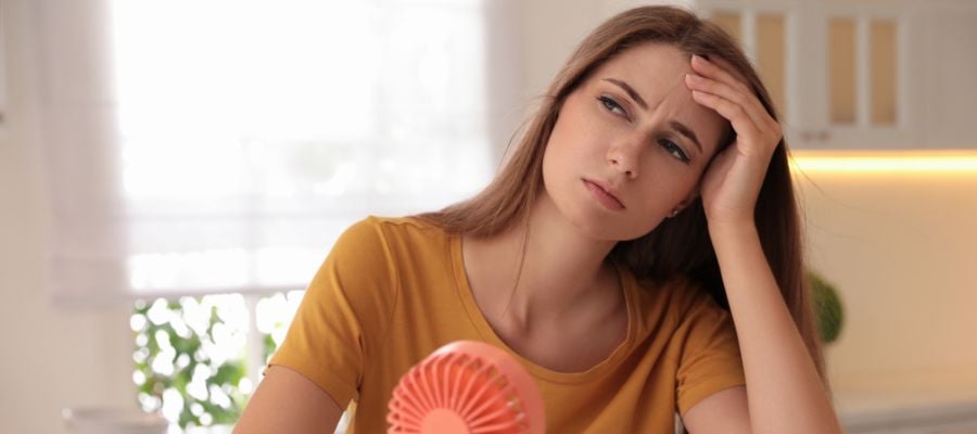 懷孕初期燥熱怎麼辦？解析孕婦怕熱、忽冷忽熱的原因與舒緩方法